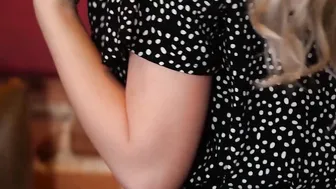 Curvy secretary shows perfect big ass