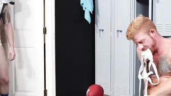 Cooper porn video – Jackson Cooper and Bennett Anthony bareback in locker room