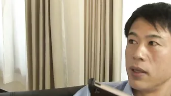 Babe Aoi Mizuno seduces her mistress by fingers her vagina for him