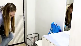 MILF stepmom caught her stepson masturbating and 3 days later fucked him