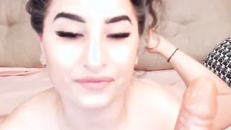 Seducing Brunette Gentle Seductive Show