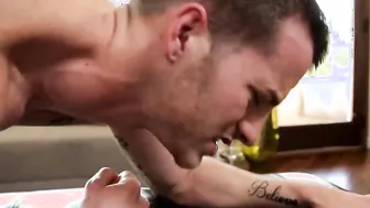 Zane Porter and Quentin Gainz flipfuck with their bare cocks