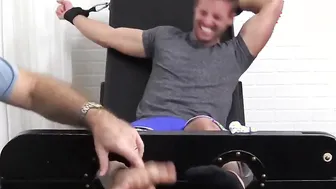 Brush porn video – Hunky Dane gets the tickle brush treatment for his sexy feet