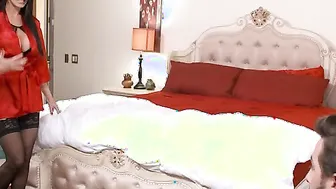 Athletic Body porn video – Reagan Foxx fucking into the bed with her huge jugs