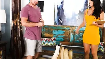 Natural Hispanic Sophia Leone cant decorate but she can suck a mean penis