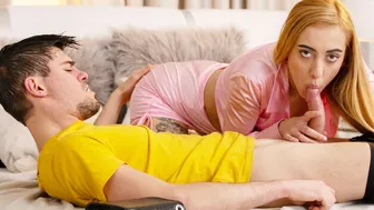 19yo teen  Heart pussy rides a dick