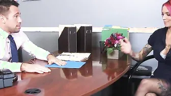 Anna Bell Peaks Makes a Lasting Impression on the Hiring Manager