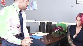 Anna Bell Peaks Makes a Lasting Impression on the Hiring Manager