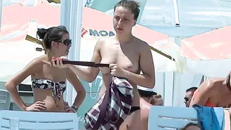 Nudist teen bab are looking to relax and have some fun