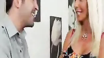 Bad bimbos Kasey Storm fucking inside the couch with her blue eyes