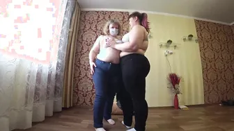 2 fat lesbo play together inside pandemia time