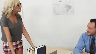 Kaylie Hinton's Glasses-On Office Roleplay - Desk Fucking With Facial