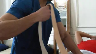 Masseur dude relaxing in associates ass