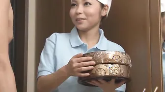 Lulu Kinouchi pays with her vagina for a mistake