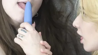 Voluptuous Dyke Girls Ashley and Diana Soul Gotten Intimate On Web Cam