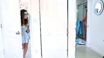 Leana Lovings loves the cum. Shes particularly obsessed with her stepbrother Johnny. Wearing a hot little dress Leana sneaks inside