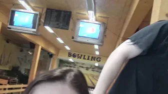 Brunette cheats on her boyfriend for cash at a bowling place