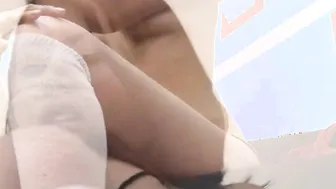 Little Lorie eating out petite pussy