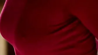 Foxy porn video – Back from a day of shopping beauty Aidra Fox is feeling a little turned on. As