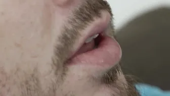 Mark Longwood porn video – Muscular jock bareback fucks his good looking neighbor