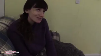 Mein Stiefsohn waermt meine Muschi fuer seinen Vater auf