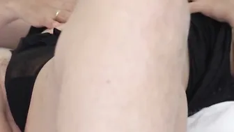 Mat porn video – Hairy mature lady masturbating on her bed