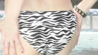 Horny housewife from the UK masturbating in the hot tub