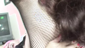 This mature slut loves her pussy to be chunky and wet