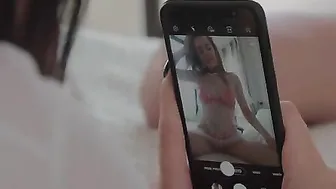 Kieres bf wants some beauty nudes but Kiere doesnt want to snap them herself. Wearing