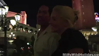 Big Tits Milf Heidi Teases His Hunk