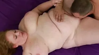 Cute Plumper Sucking Off a Boner