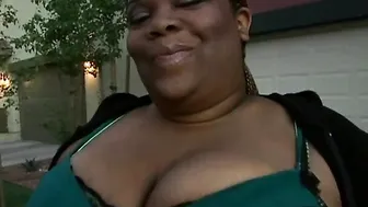 Black Plumper ChocLick Loves the Cock