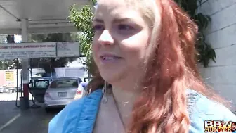 Pretty BBW Bella Screwing a Guy From the Car Wash