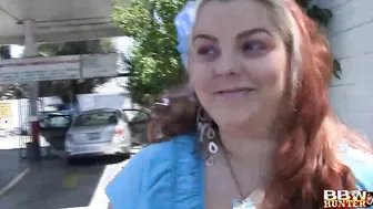 Pretty BBW Bella Screwing a Guy From the Car Wash