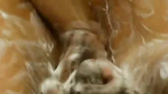 Gays Rubbing Dicks in the Shower
