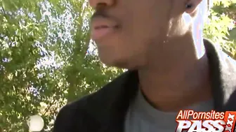 Sexy MILF Fucks the Black Delivery Guy