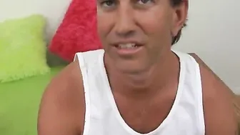 Hefty Taylor Spreads For a Cock