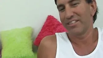 Hefty Taylor Spreads For a Cock