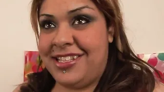 BBW Tasha Starzz Gives a Head