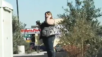BBW Deseree Gives a Blowjob