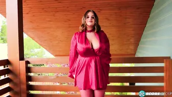 Valentine's Day Surprise - Sensual Erotic Massage with Molly Evans