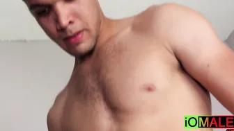 Hunks have freaky anal fuck session that ends with cumshots