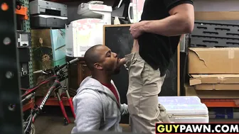 Black dude receives ass hammering in big white cock threeway
