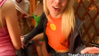 Sweetie Pies - Group Sex Party with Hot Babes