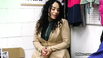 Curly curvy Latina housewife performs sloppy oral