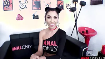 Xochi Loves Anal 2