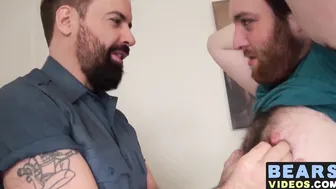 Hairy butt buddies Colt Cox and Sam Black smash in bed