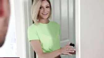 Hiding Step Bro From Step Mom (He Slips His Cock In) 4