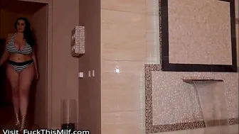 Incredible curvy woman seduced and fucked at the spa