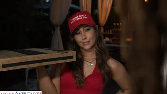 Unable to find any cash to big booty delivery girl